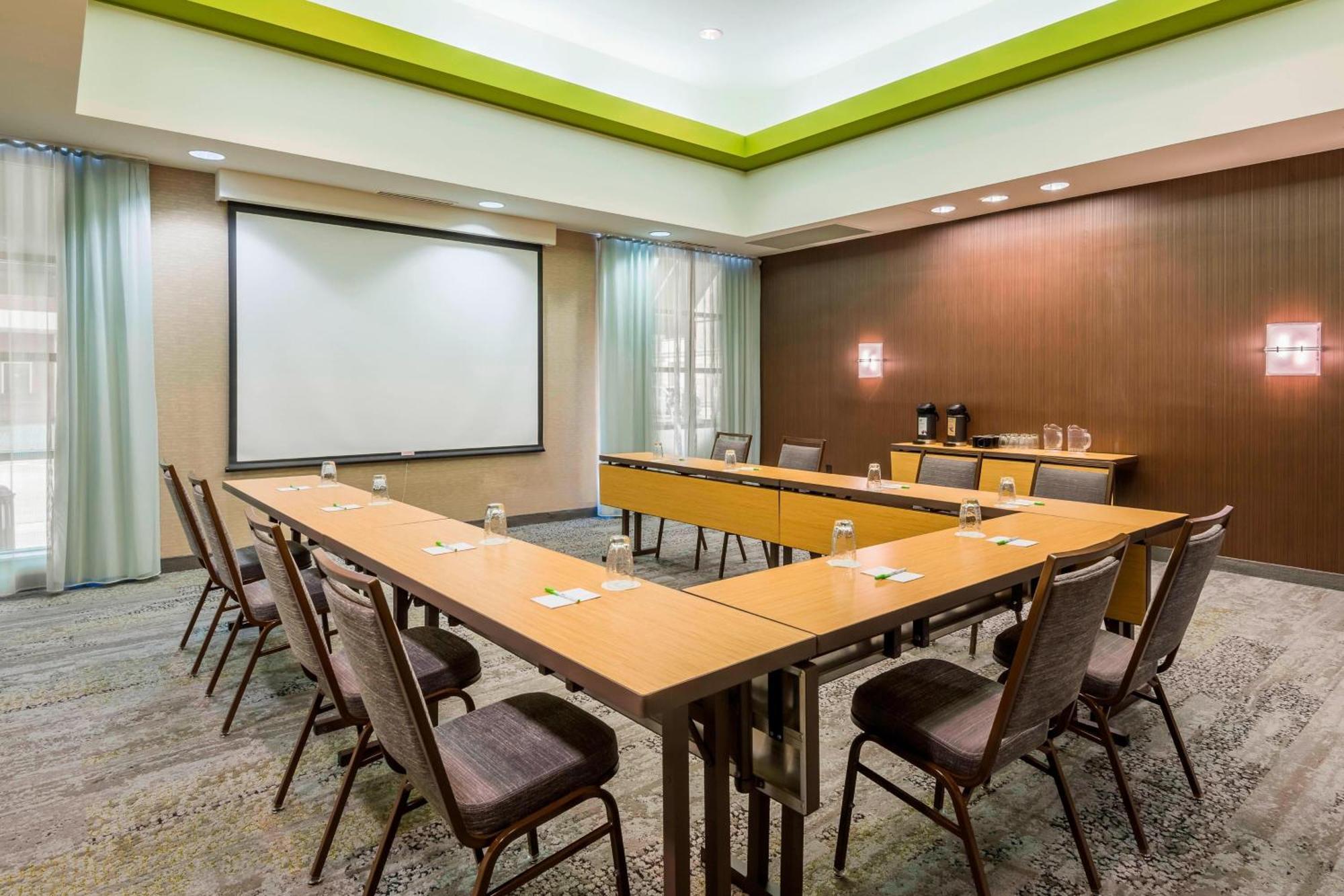Courtyard By Marriott Chattanooga Downtown Exteriör bild