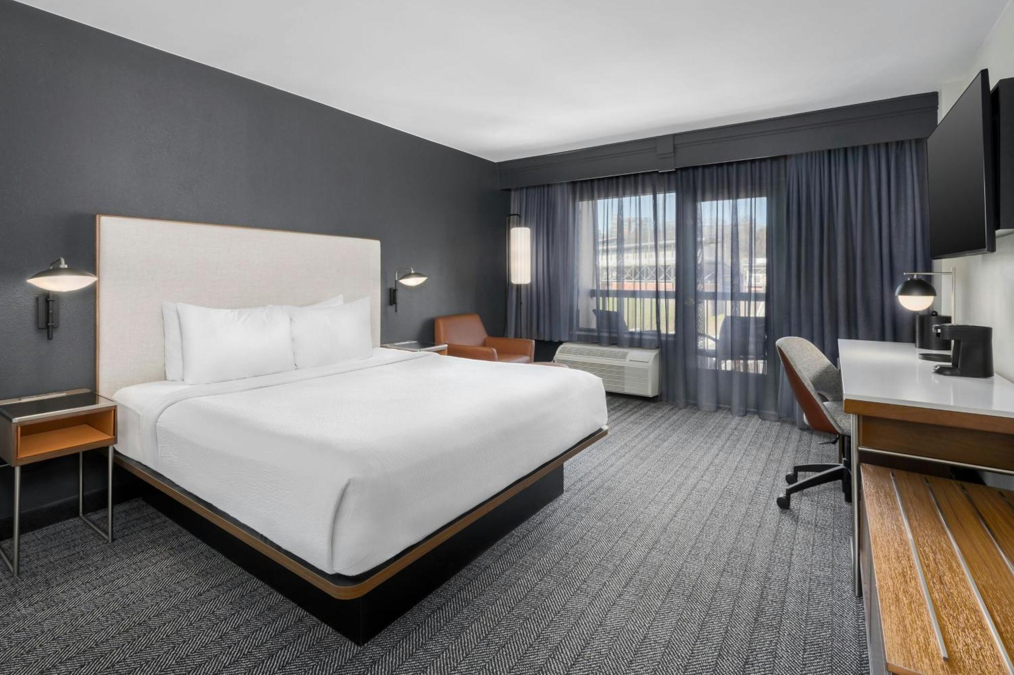 Courtyard By Marriott Chattanooga Downtown Exteriör bild